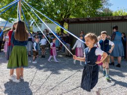 Maibaum26