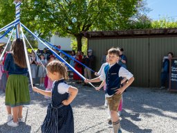 Maibaum26